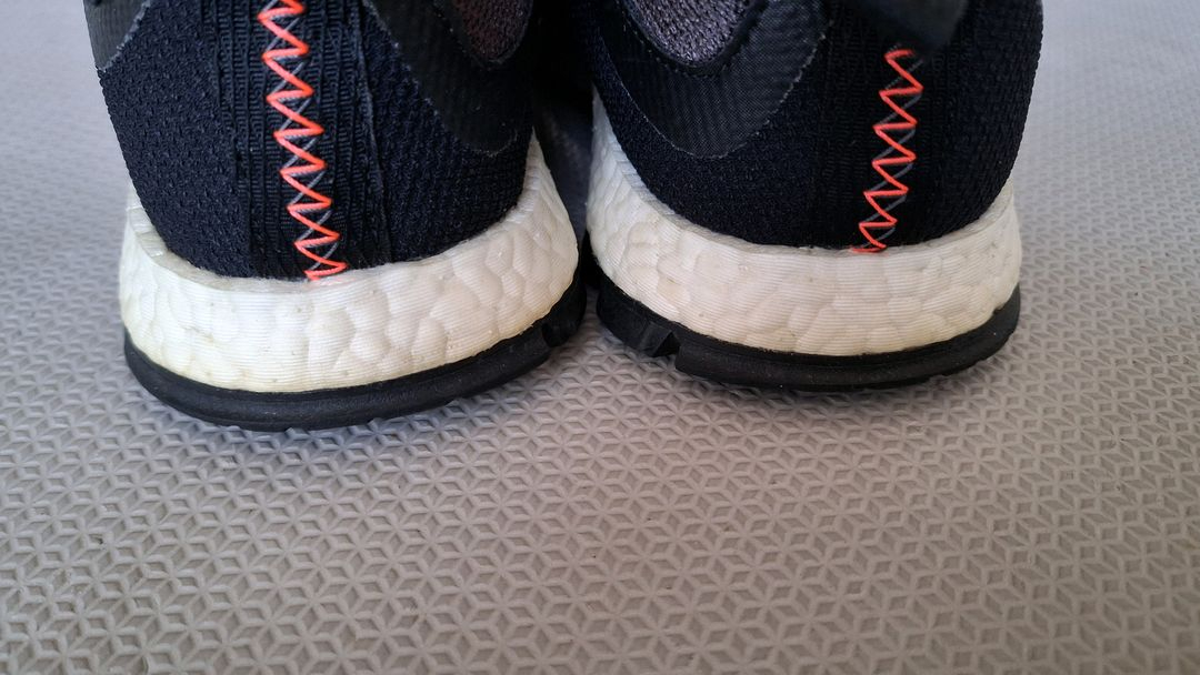 아디다스운동화 boost climaheat 265mm--2