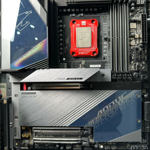 i7-13700k + 기가바이트 어로스마스터 z790 E-ATX
