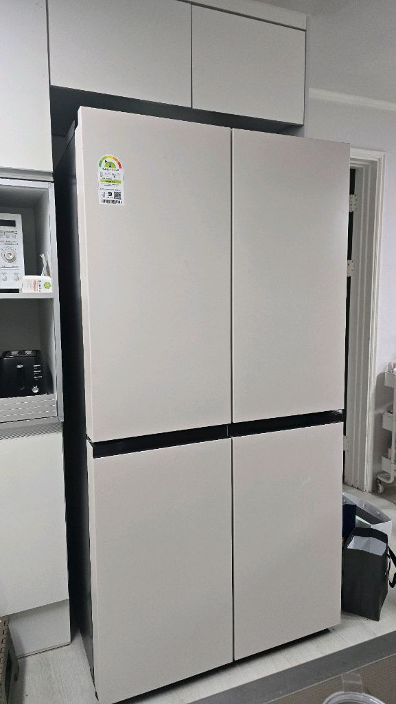 4도어 냉장고 이미지