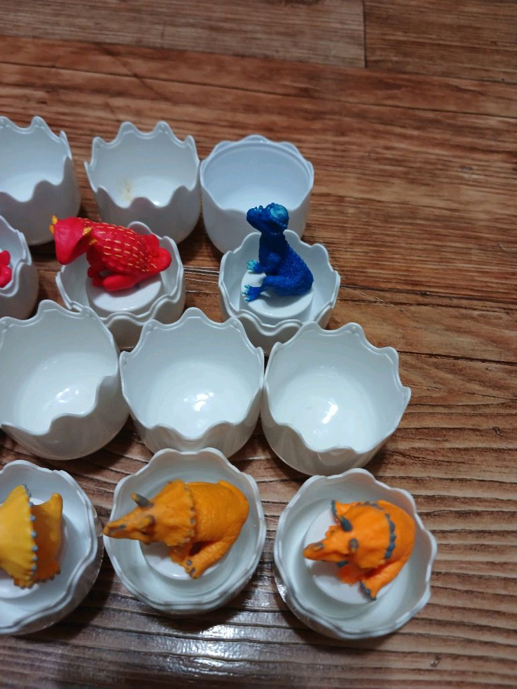 공룡메카드 타이니소어 알공롱과 공룡캡슐 이미지