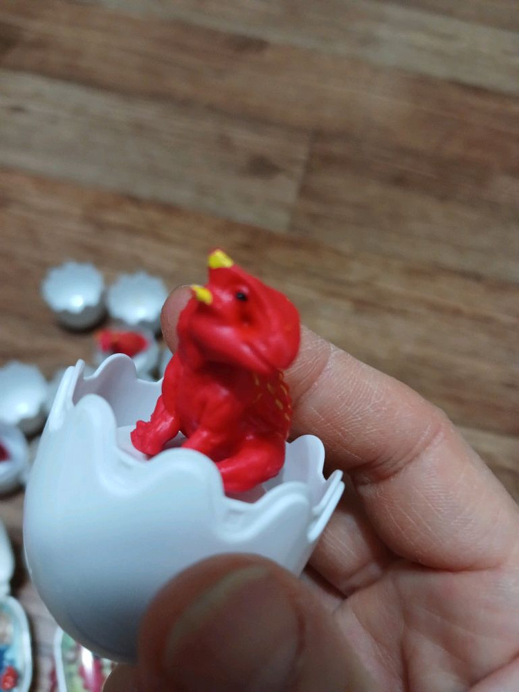 공룡메카드 타이니소어 알공롱과 공룡캡슐 이미지