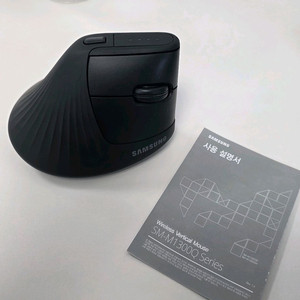 삼성 무선 버티컬 마우스 SM-M1300QB 블랙