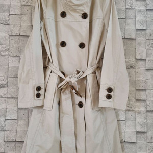 톰보이 크림색 봄 트렌치코트