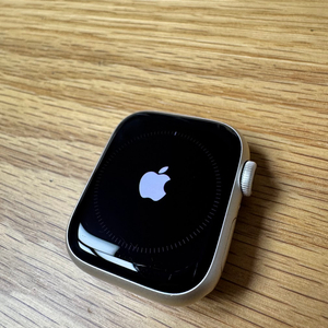 애플워치 시리즈8 스타라이트 알루미늄 41mm GPS