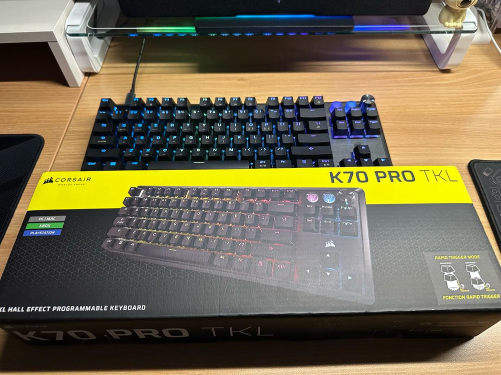 커세어 K70 PRO TKL MGX 래피드트리거 블랙 판매합니다.--1