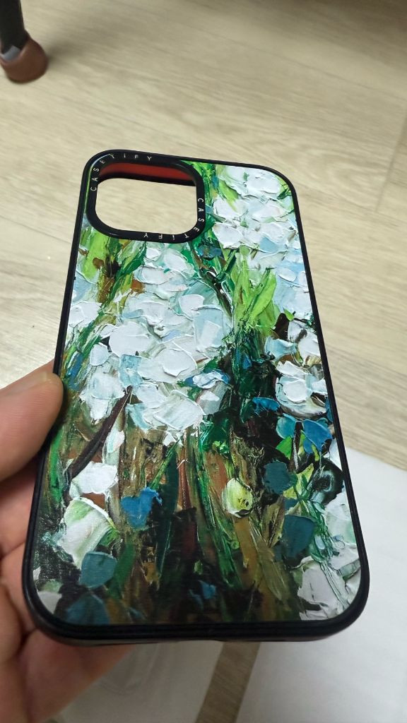 아이폰13 프로맥스 케이스티파이 케이스와 투명케이스 이미지