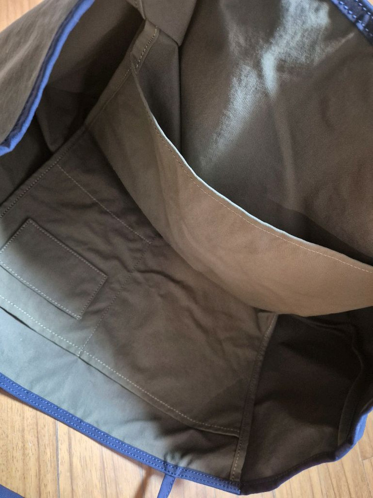 파사드패턴 브리즈 쇼퍼백 포레스트 이미지