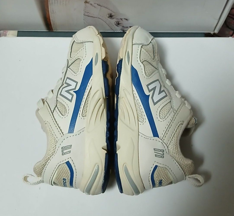 뉴발란스키즈 878 150사이즈 운동화 화이트블루--2