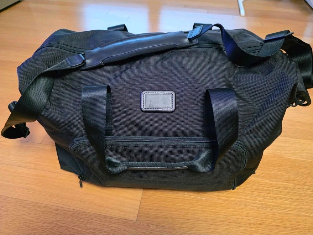 TUMI(투미)알파 더블 사첼백(여행용)--1