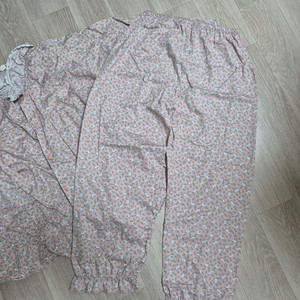 [ 85호 ] 여아의류 판매합니다.