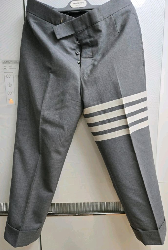 톰브라운 24fw 플레인위브 하이암홀 정장셋업(3/1) 이미지