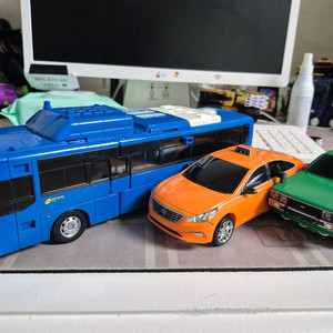 헬로카봇 로드세이버,트루,골드렉스 일괄