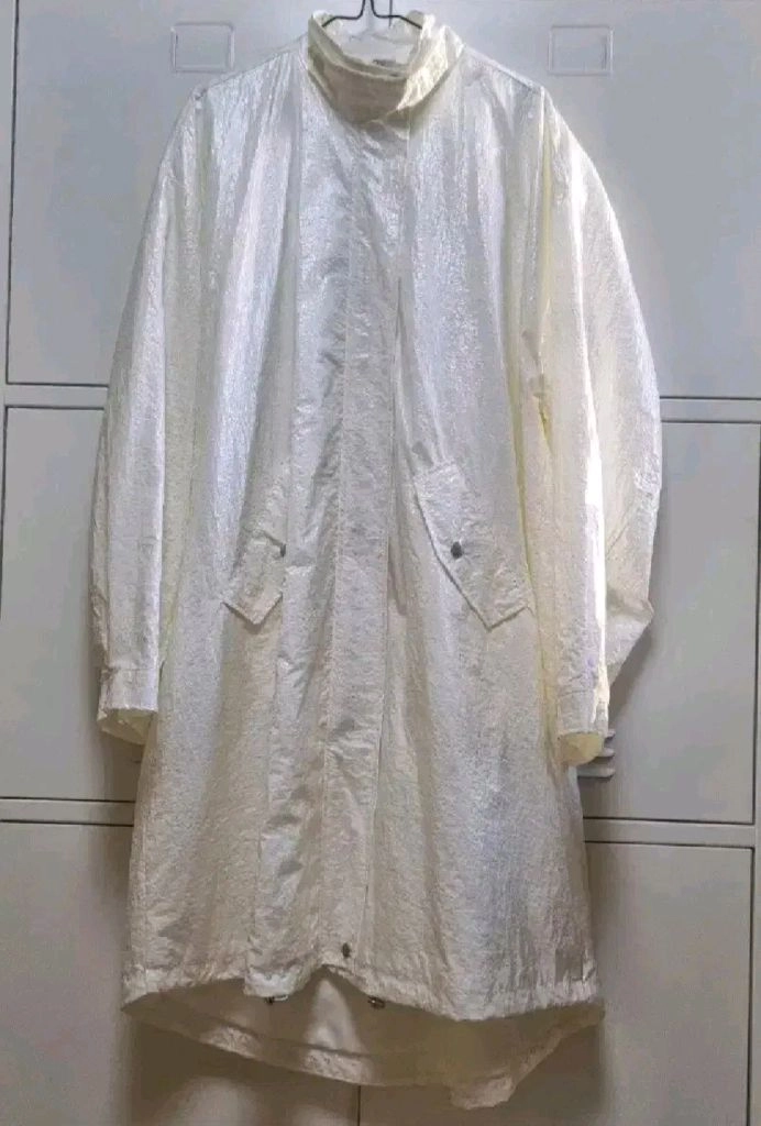블랙푸시아 오버핏 코팅 롱 야상 점퍼 - 아이보리 이미지