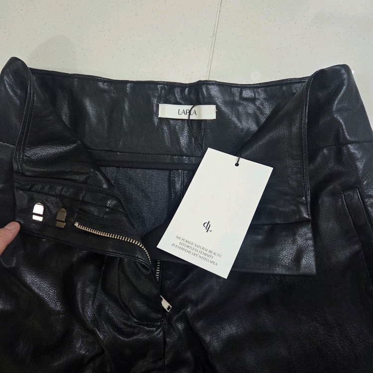 라플라 레더 쇼츠 새상품--4