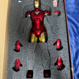 핫토이 마블 아이언맨2 마크6 1/4 쿼터 스케일 개봉 피규어 팔아요~