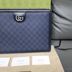 <한정판> 구찌 익스클루시브 클러치