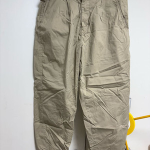 ZARA 베이지 바지 EUR 40