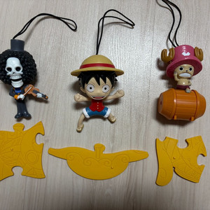 상태좋음)3개세트.원피스.루피.쵸파.브룩.피규어.단종피규어.고전피규어.키덜트.미니어처.장난감.가방 이미지