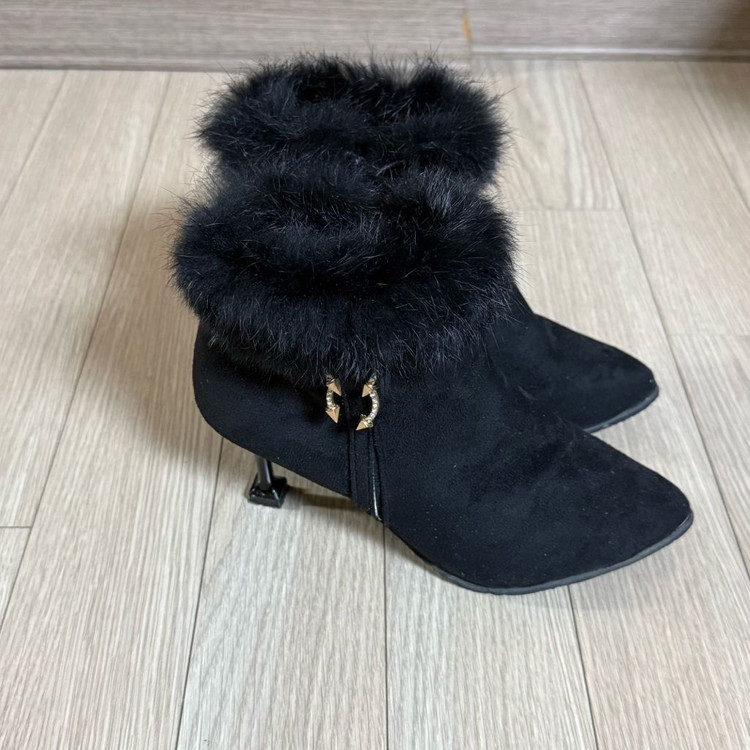 여성 구두 이미지