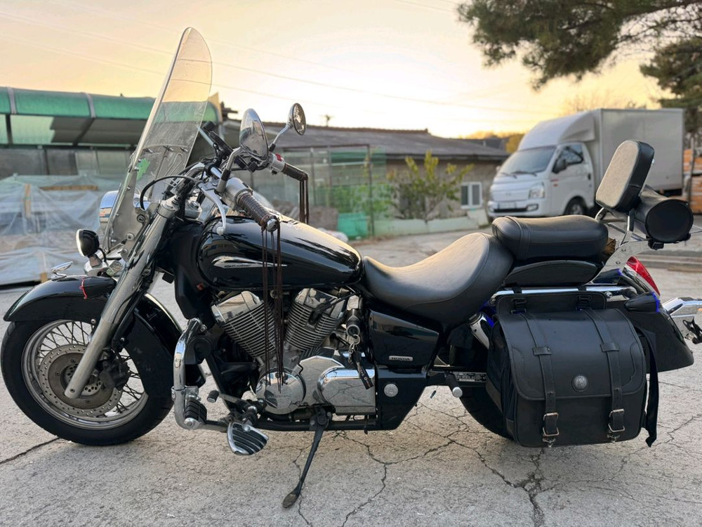 혼다 쉐도우750 vt 07년 짧은키로수 판매합니다--3