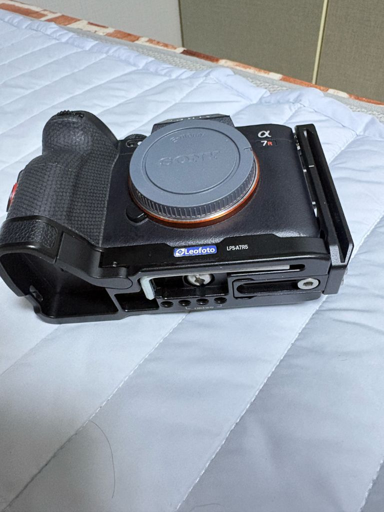 소니 a7r5 직거래 부산입니다.--3