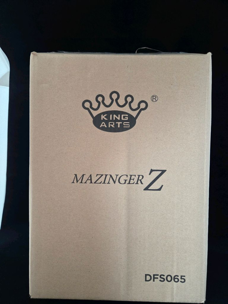 아트토이 (이나중탁구부,브릿지쉽하우스,바이트 패트리치,제이슨 프리니,XXRAY,킹아츠,King arts,마징가Z) 이미지