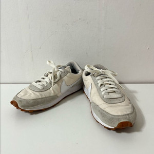 230 나이키 데이브레이크 운동화