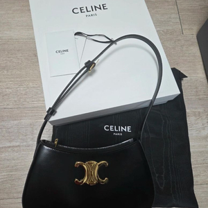 셀린느 카프스킨 미디움 틸리백 블랙