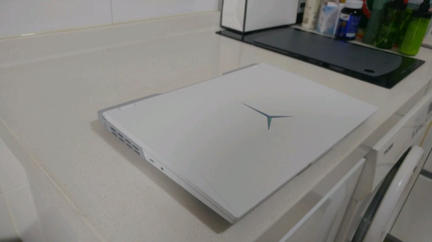 레노버 리전5i 프로 화이트 게이밍 노트북/RTX3060,1TB 이미지