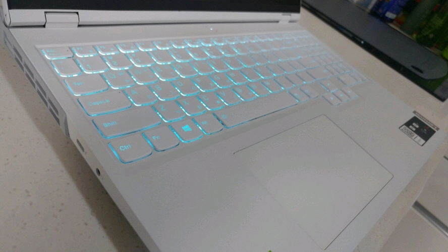 레노버 리전5i 프로 화이트 게이밍 노트북/RTX3060,1TB 이미지