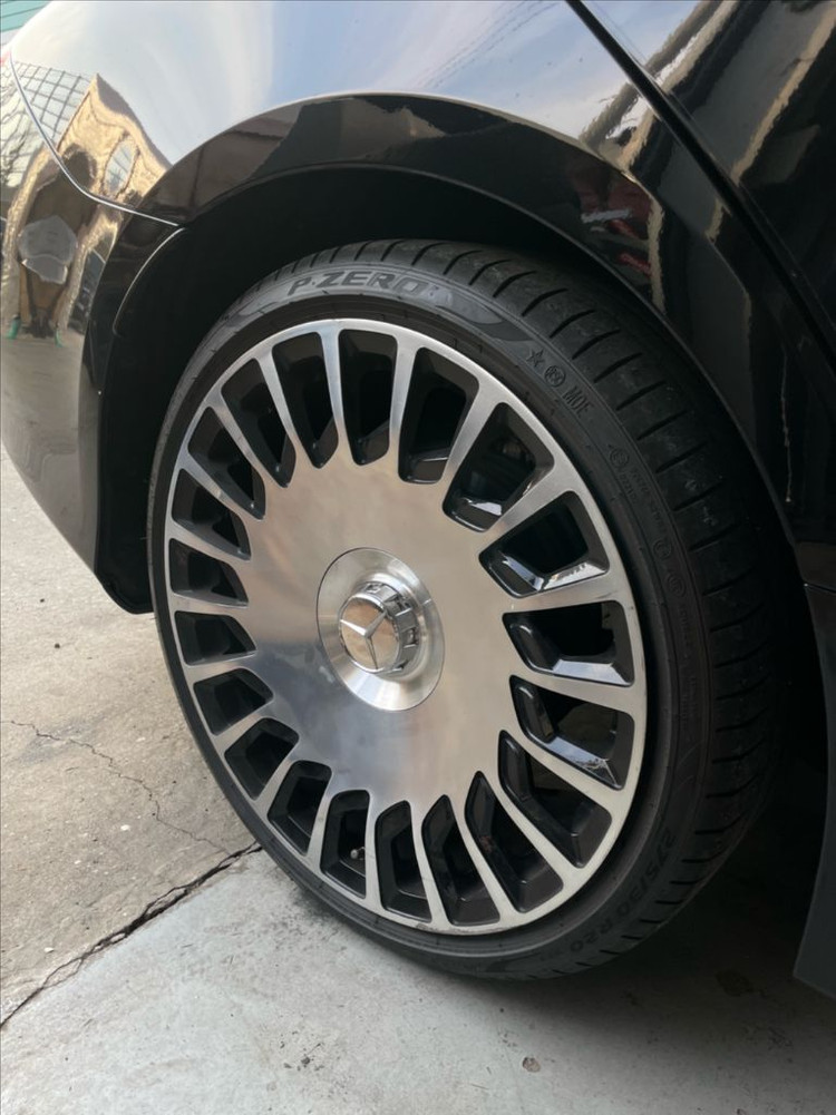 벤츠 마이바흐 톱니 스타일 단조 20인치 스타일 휠 팝니다 이미지