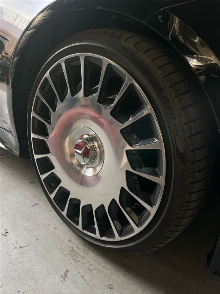 벤츠 마이바흐 톱니 스타일 단조 20인치 스타일 휠 팝니다 이미지