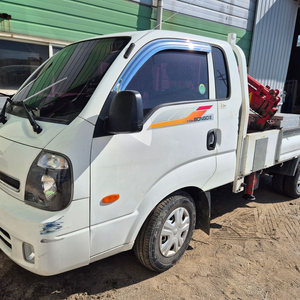 1톤크레인 동해433L 뒷쟈키 인버터 장착된 1톤트럭크레인매매 이미지