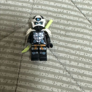 레고 닌자고 미니피겨들 판매합니다