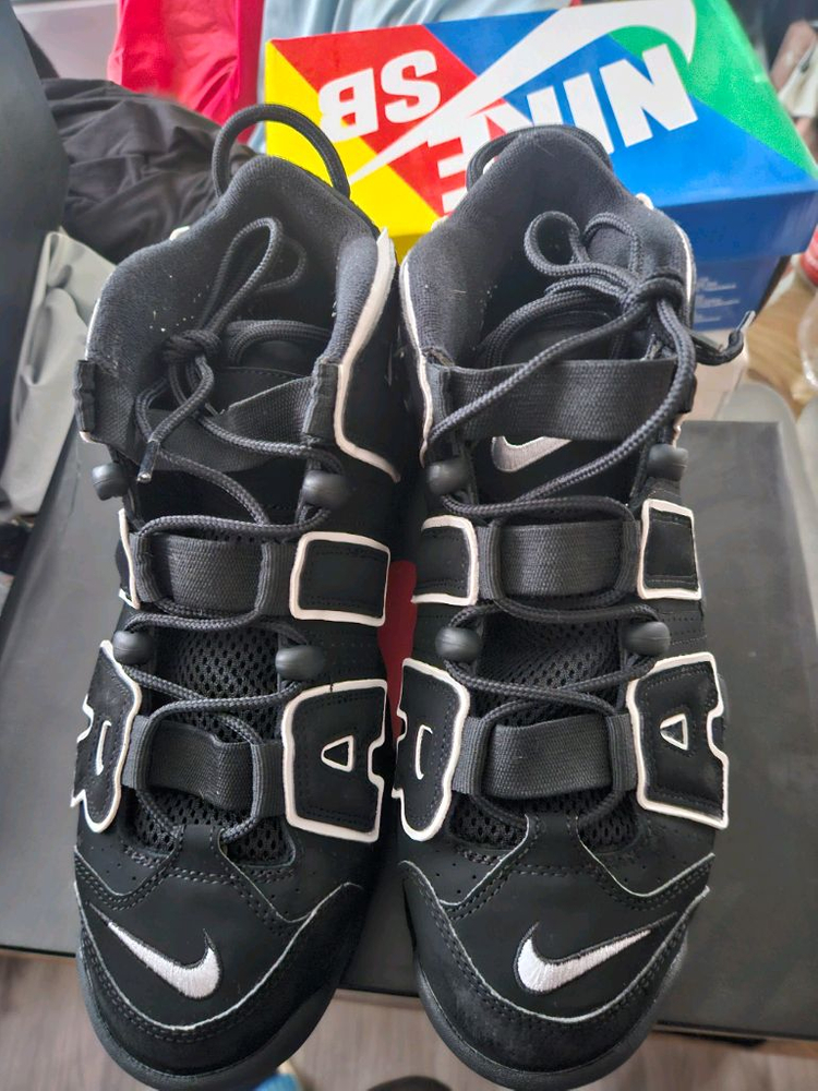 나이키 업텀포 275 이미지