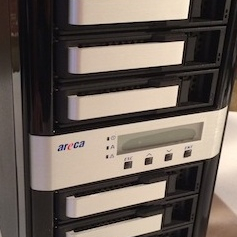 ARC-8050T3U 8bay 썬더볼트 das 팝니다