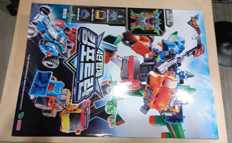 또봇 킹포트란 4단 합체 로봇 새제품 판매 (미개봉)--1