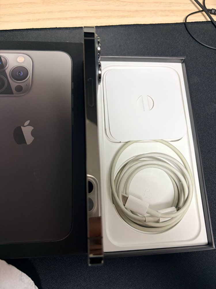 아이폰 13 프로 128기가 그라파이트 모델 skt 정상해지--1