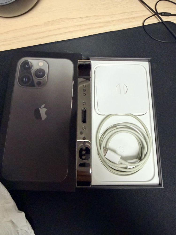 아이폰 13 프로 128기가 그라파이트 모델 skt 정상해지--3