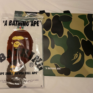 베이프 반팔 컬러지 티셔츠 흰색 L 새상품