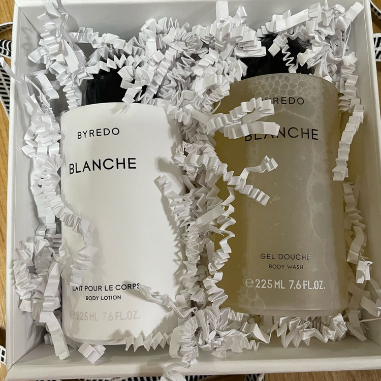 바이레도 블랑쉬 바디워시 바디로션 세트 선물용 [국문택 새상품] 이미지