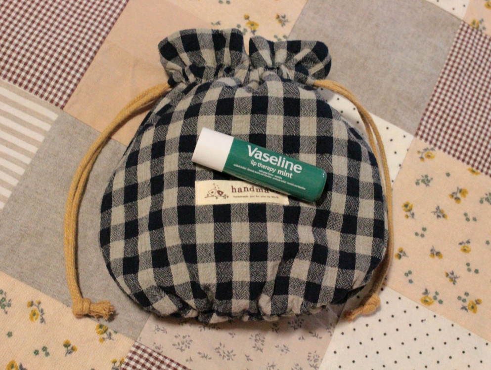 핸드메이드 네이비체크 셔링 스트링 파우치--6