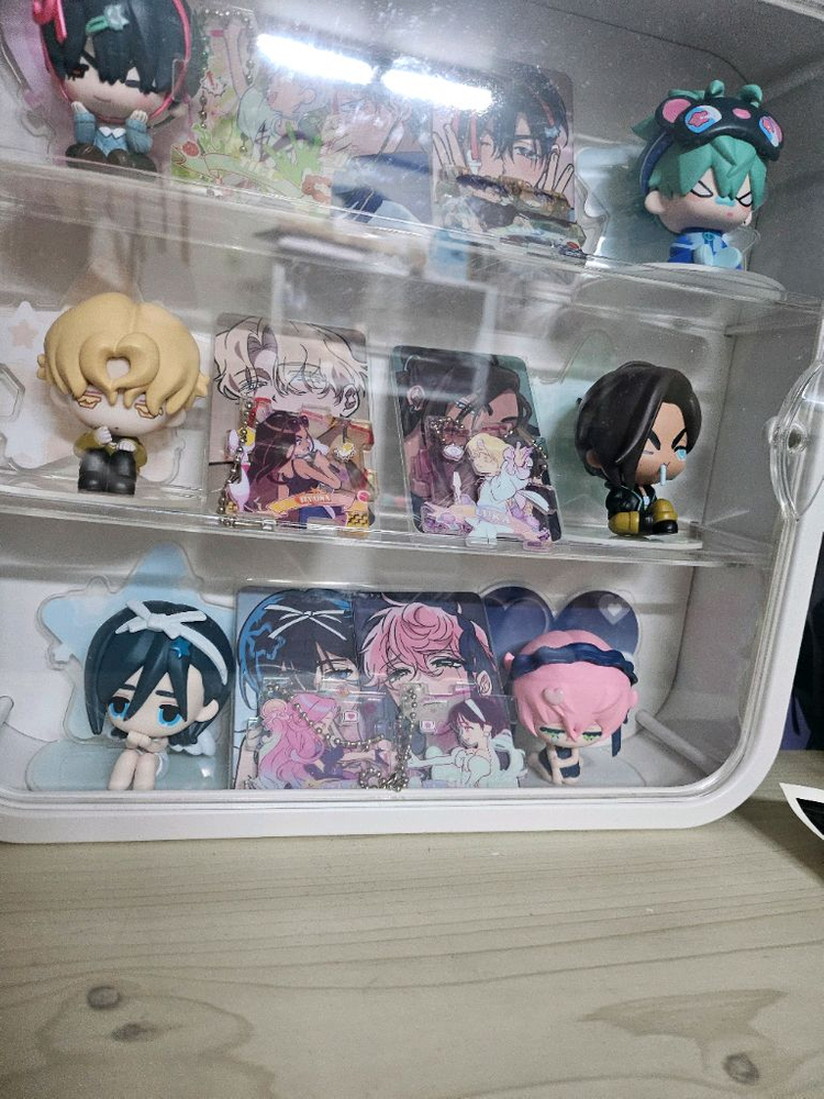 에이스테 에일리언 스테이지 미지 수아 루카 현아 피규어 키링 양도 이미지