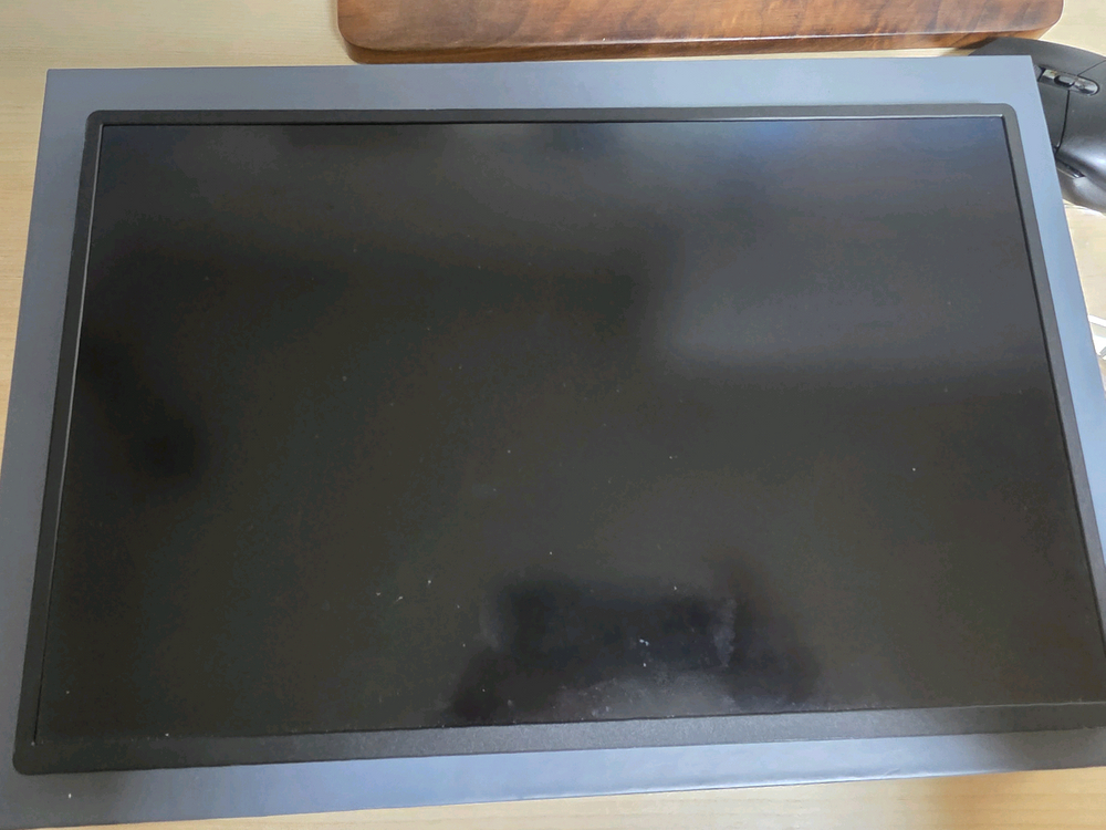 카멜 프리즘 CPM1610IQ 포터블 모니터입니다--3