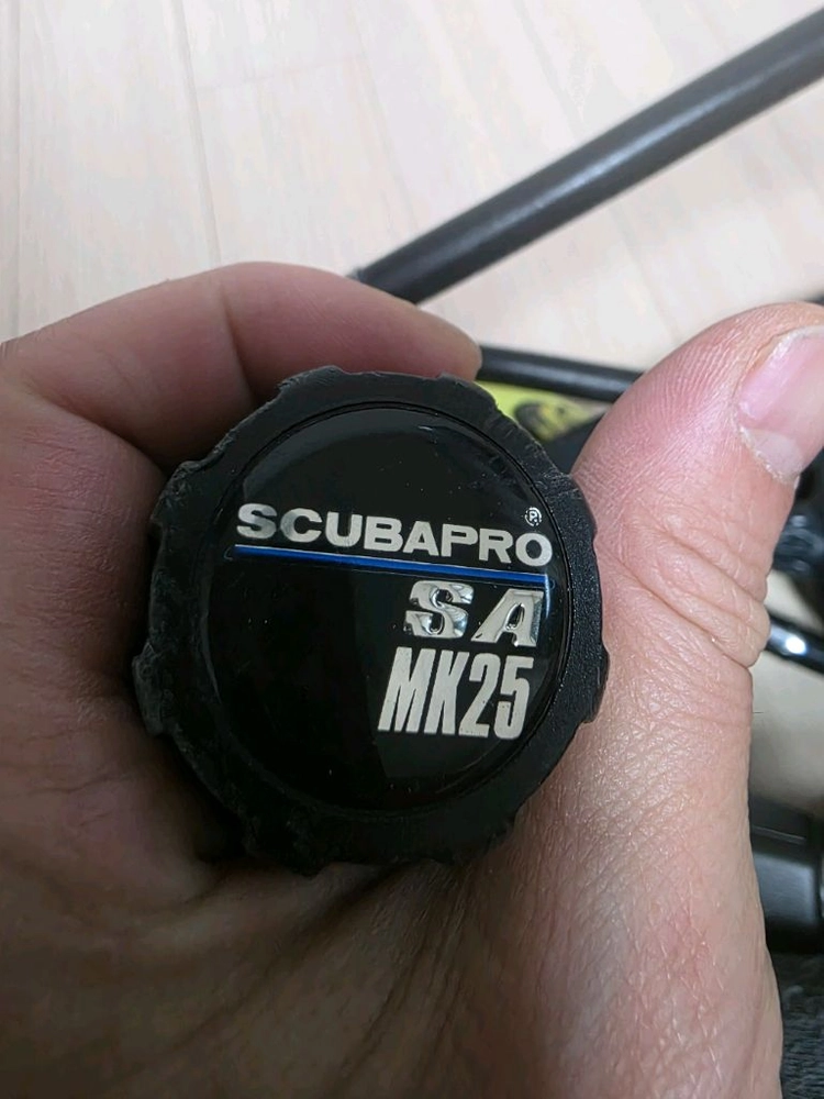 스쿠버프로 mk25 sa s600 다이빙 호흡기 세트 - 안심되는 중고거래