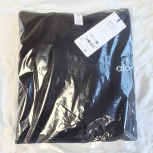 알로 기모 맨투맨 블랙