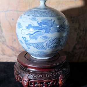 *청화백자 운룡문 앵꼬 항아리 이미지