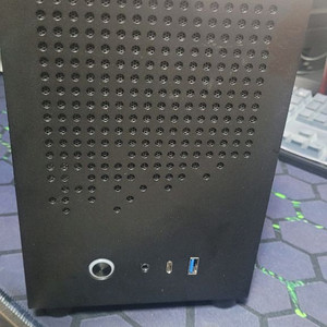 13100f ,760i gaming ,16g ,3050 8g ,1tb ,itx 미니컴퓨터 팝니다