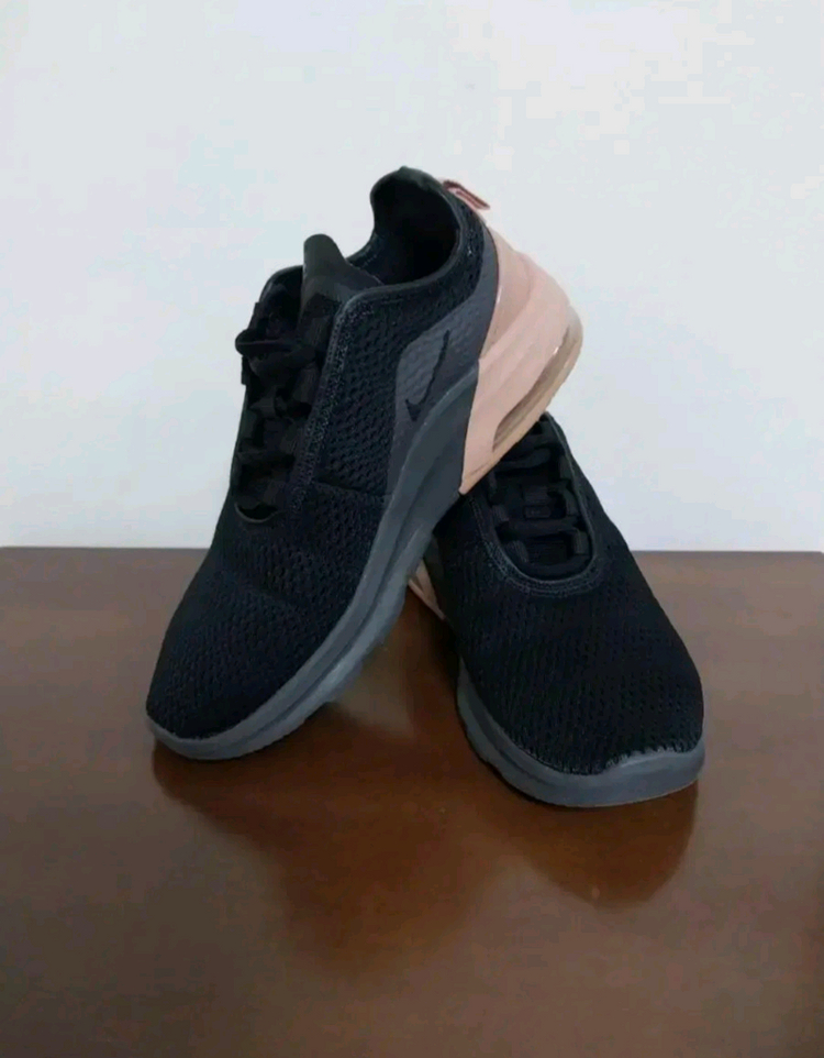 여성 나이키 에어맥스 모션2 운동화 (225) 이미지