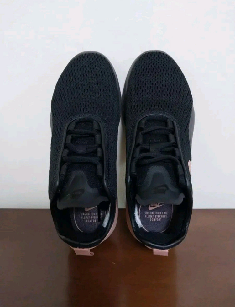 여성 나이키 에어맥스 모션2 운동화 (225) 이미지